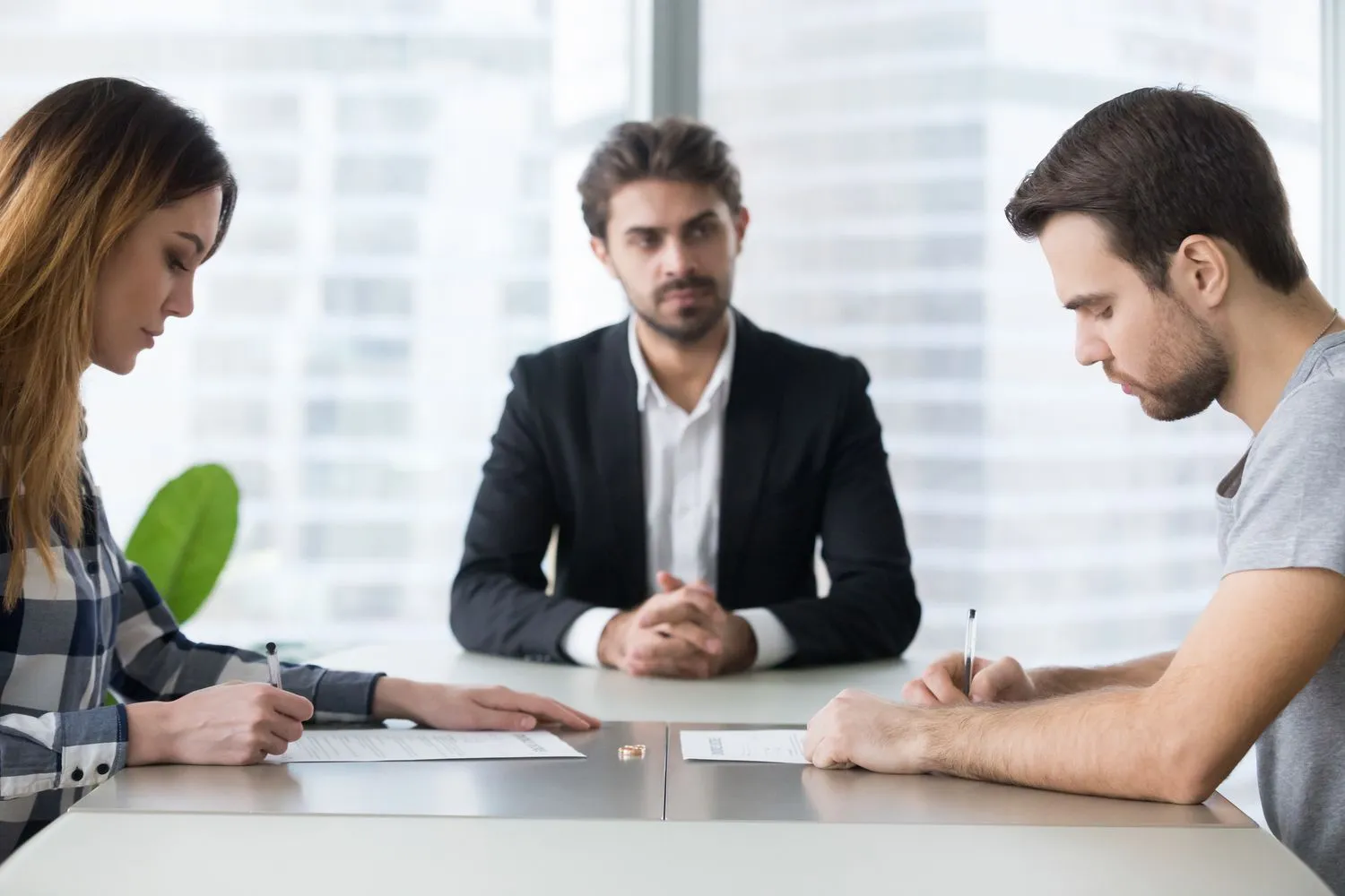 How EH Mediation Guides Couples Toward Fair and Balanced Outcomes Chester-le-Street