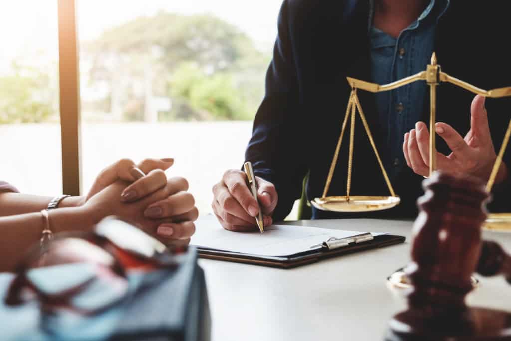Court Applications vs. Mediation: A Less Stressful Path with EH Mediation Chester-le-Street